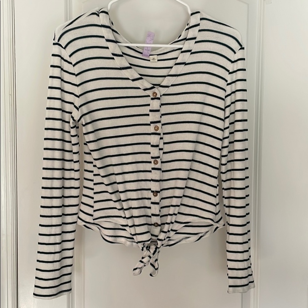 Ribbed long sleeve button down